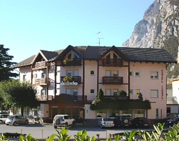 Hotel Ideal Sarche di Calavino Εξωτερικό φωτογραφία