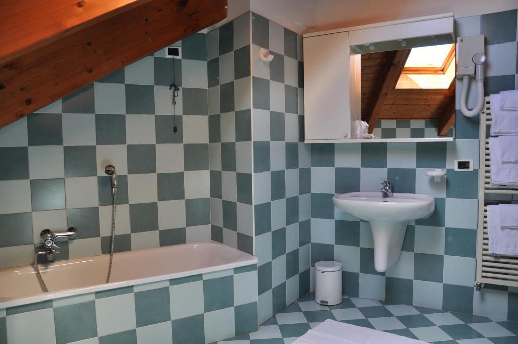Hotel Ideal Sarche di Calavino Δωμάτιο φωτογραφία